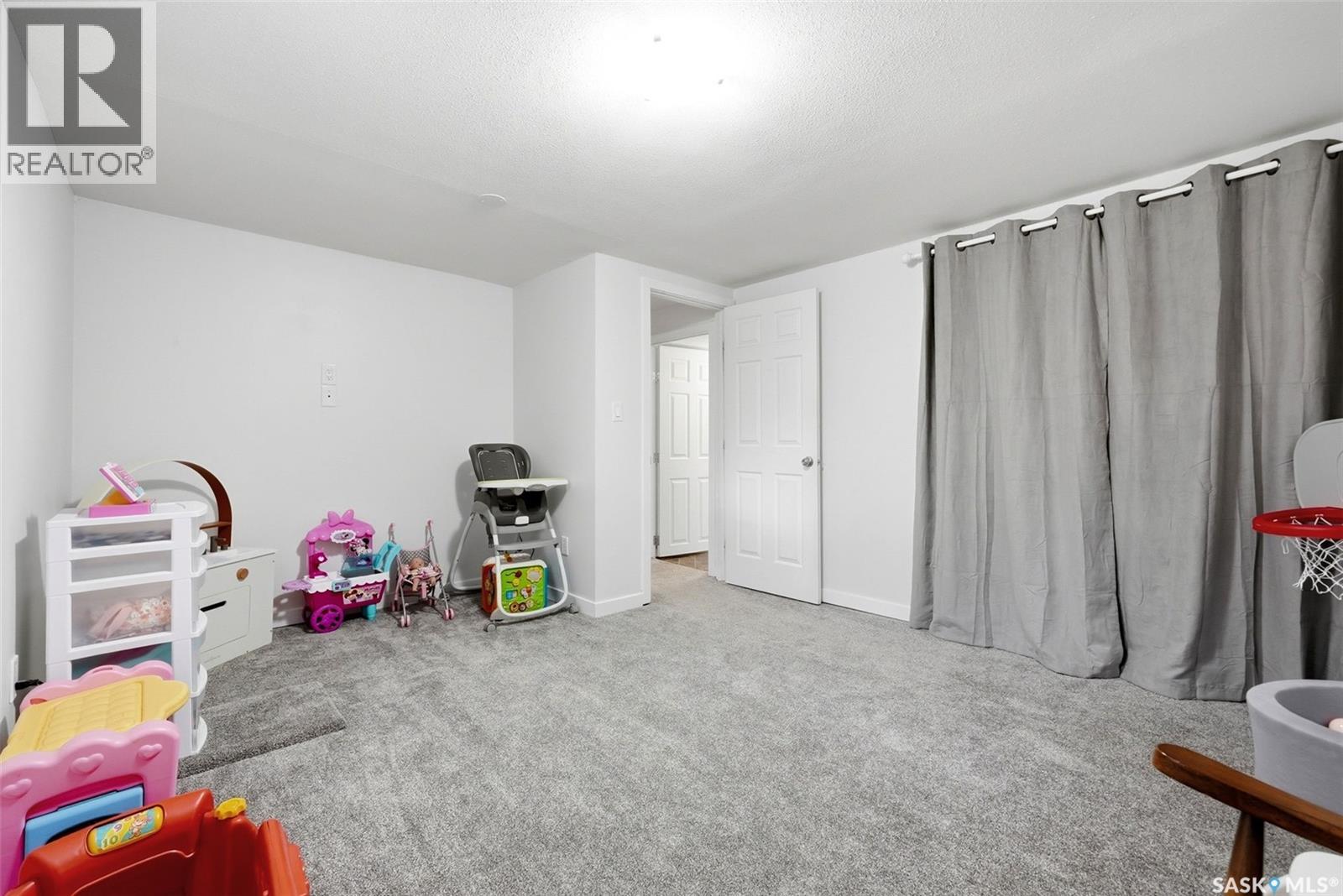 28 Cameron Crescent, Regina, Saskatchewan  S4S 2X2 - Photo 26 - SK037995