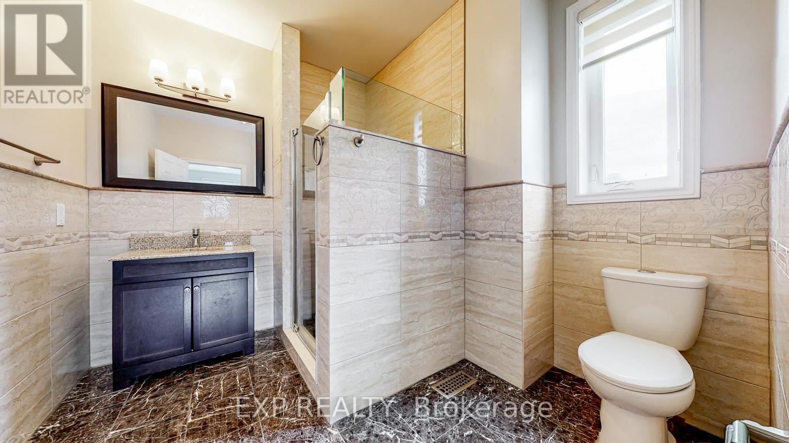 168 Caines Avenue, Toronto, Ontario  M2R 2L5 - Photo 18 - C13238486