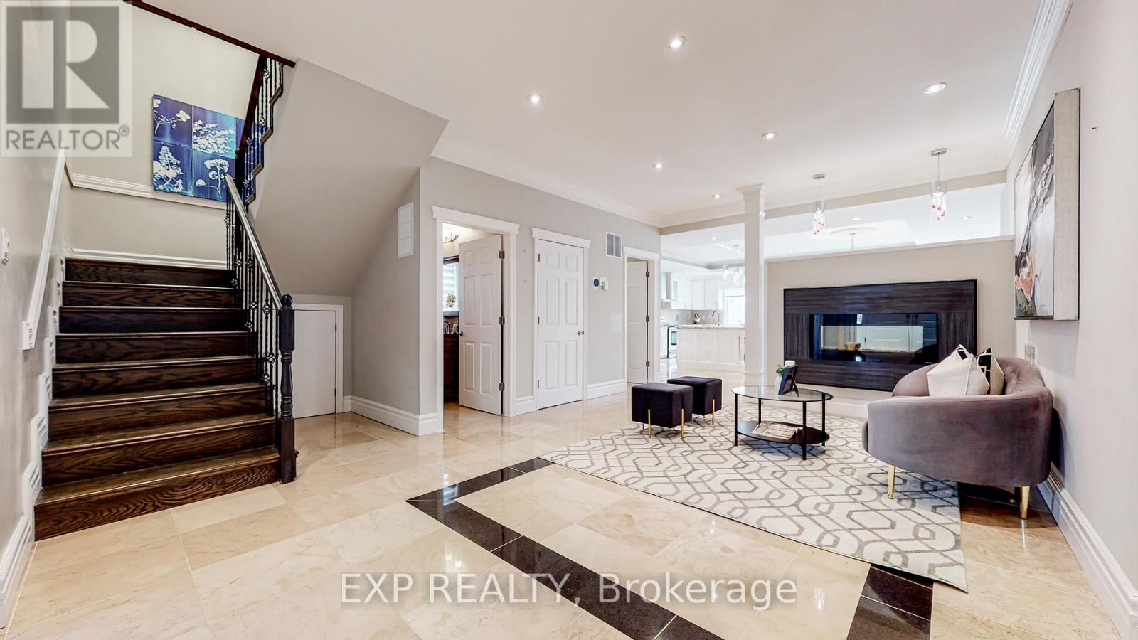 168 Caines Avenue, Toronto, Ontario  M2R 2L5 - Photo 3 - C13238486