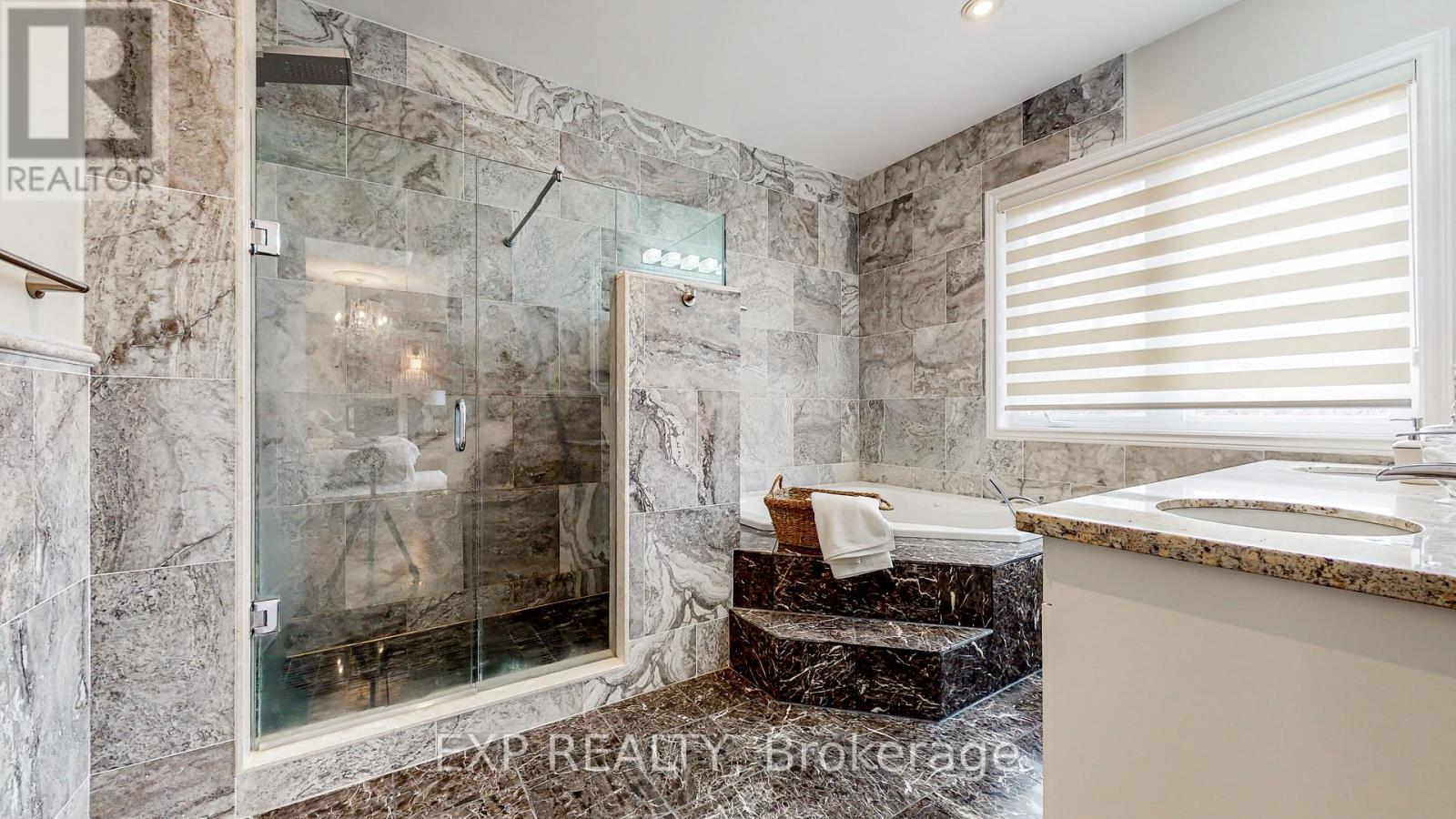168 Caines Avenue, Toronto, Ontario  M2R 2L5 - Photo 34 - C13238486