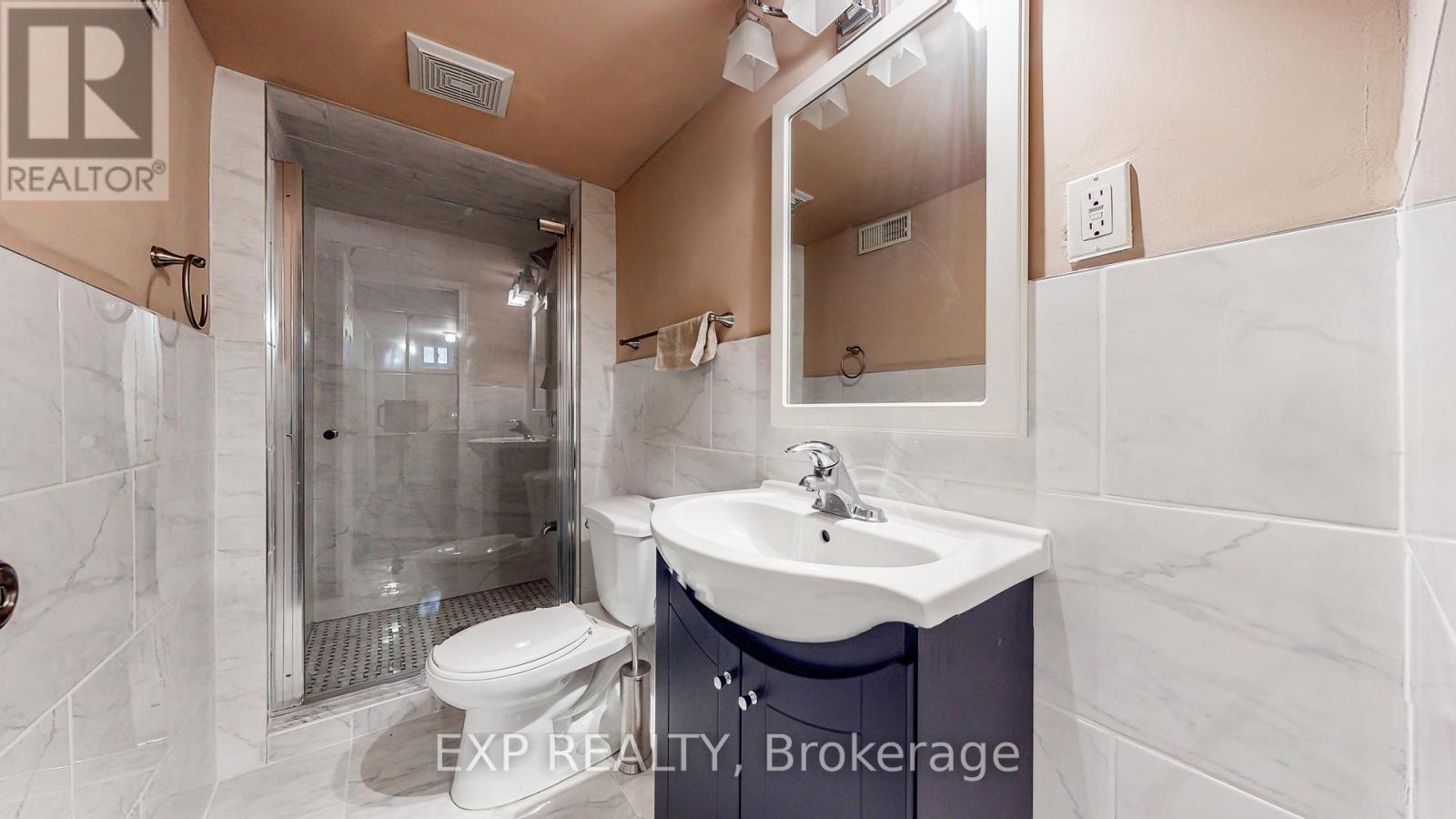 168 Caines Avenue, Toronto, Ontario  M2R 2L5 - Photo 39 - C13238486
