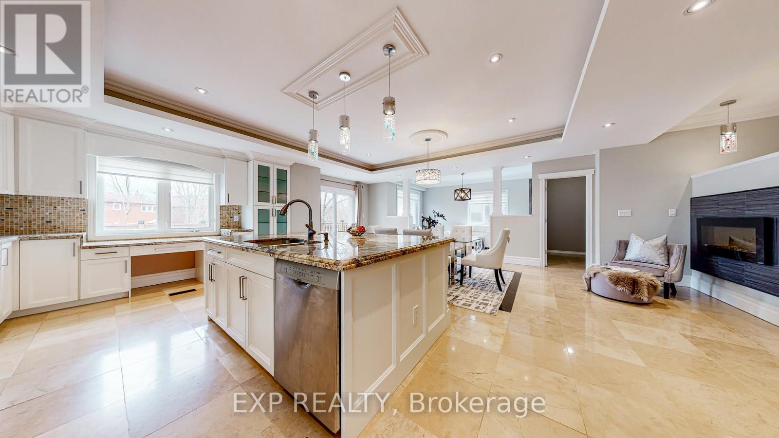 168 Caines Avenue, Toronto, Ontario  M2R 2L5 - Photo 8 - C13238486