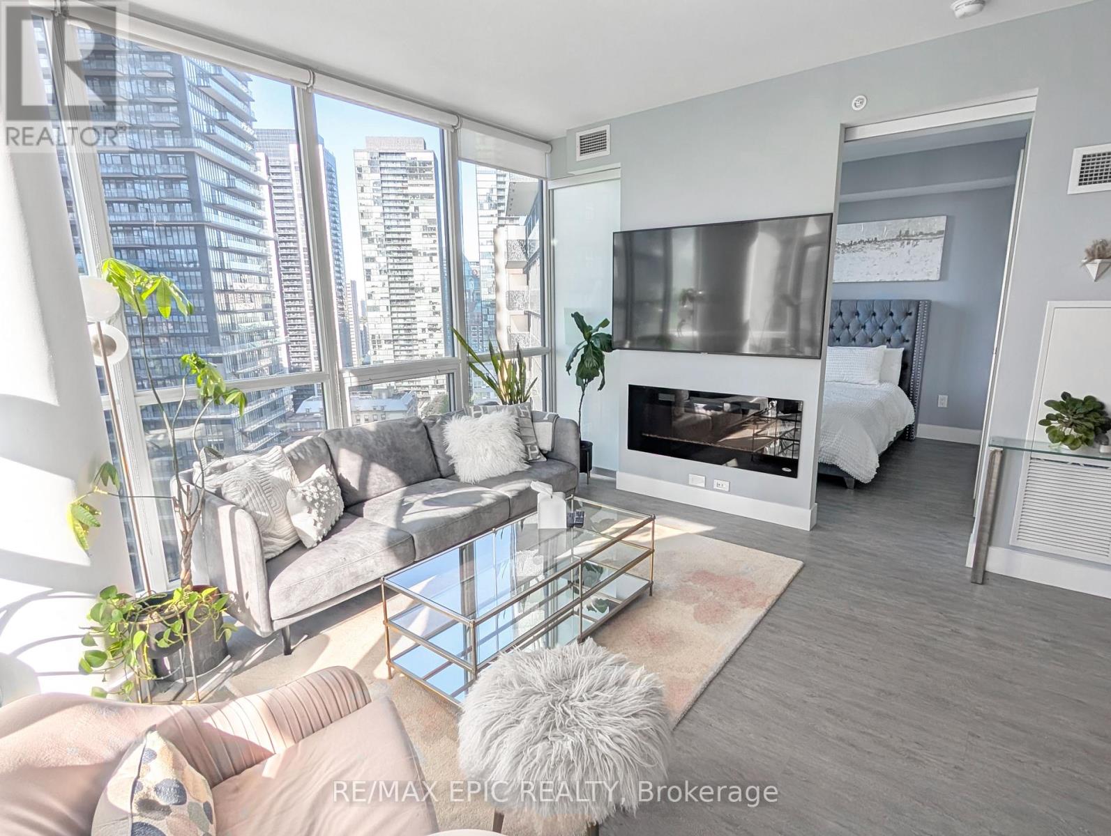 #2309 - 45 Charles Street E, Toronto, Ontario  M4Y 1S2 - Photo 2 - C13238504