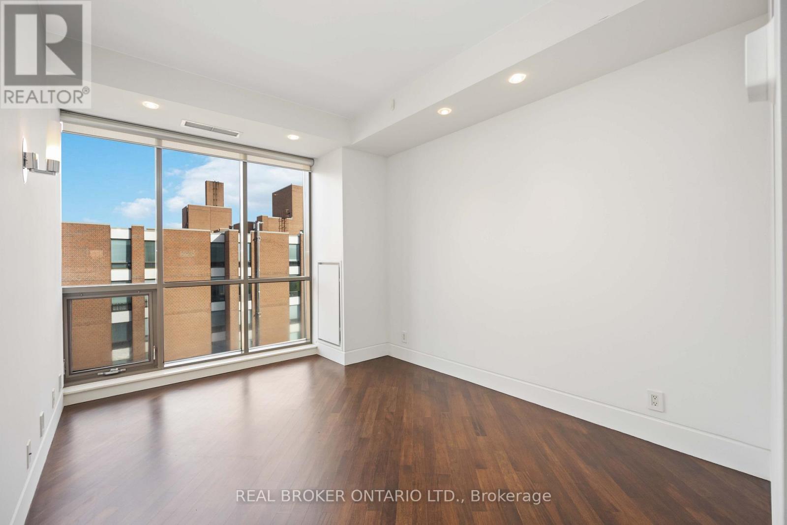 701 - 3 Mcalpine Street, Toronto, Ontario  M5R 3T5 - Photo 11 - C13238512