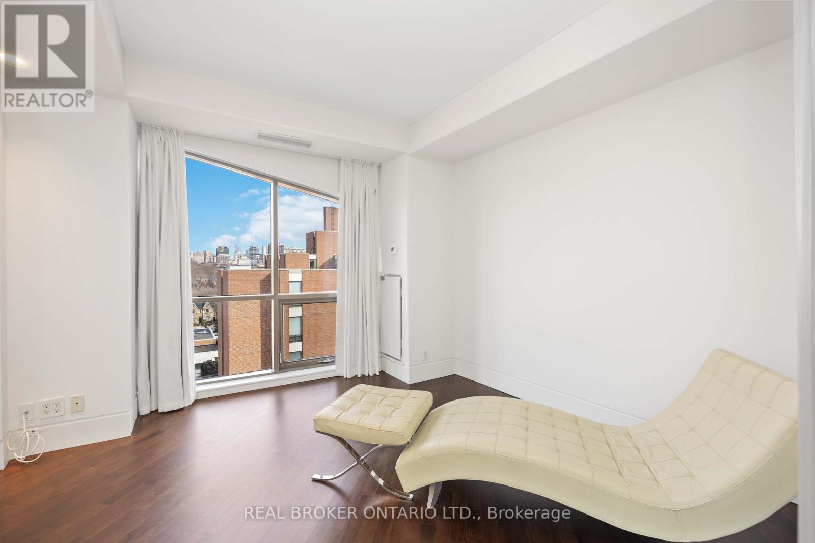 701 - 3 Mcalpine Street, Toronto, Ontario  M5R 3T5 - Photo 5 - C13238512