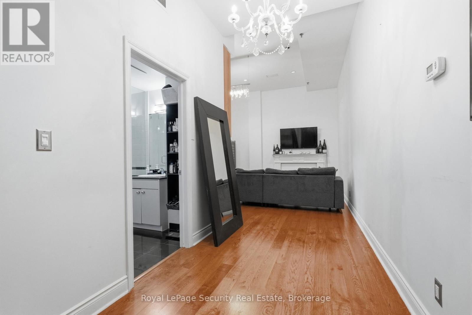 208 - 73 Richmond Street W, Toronto, Ontario  M5H 4E8 - Photo 12 - C13238518