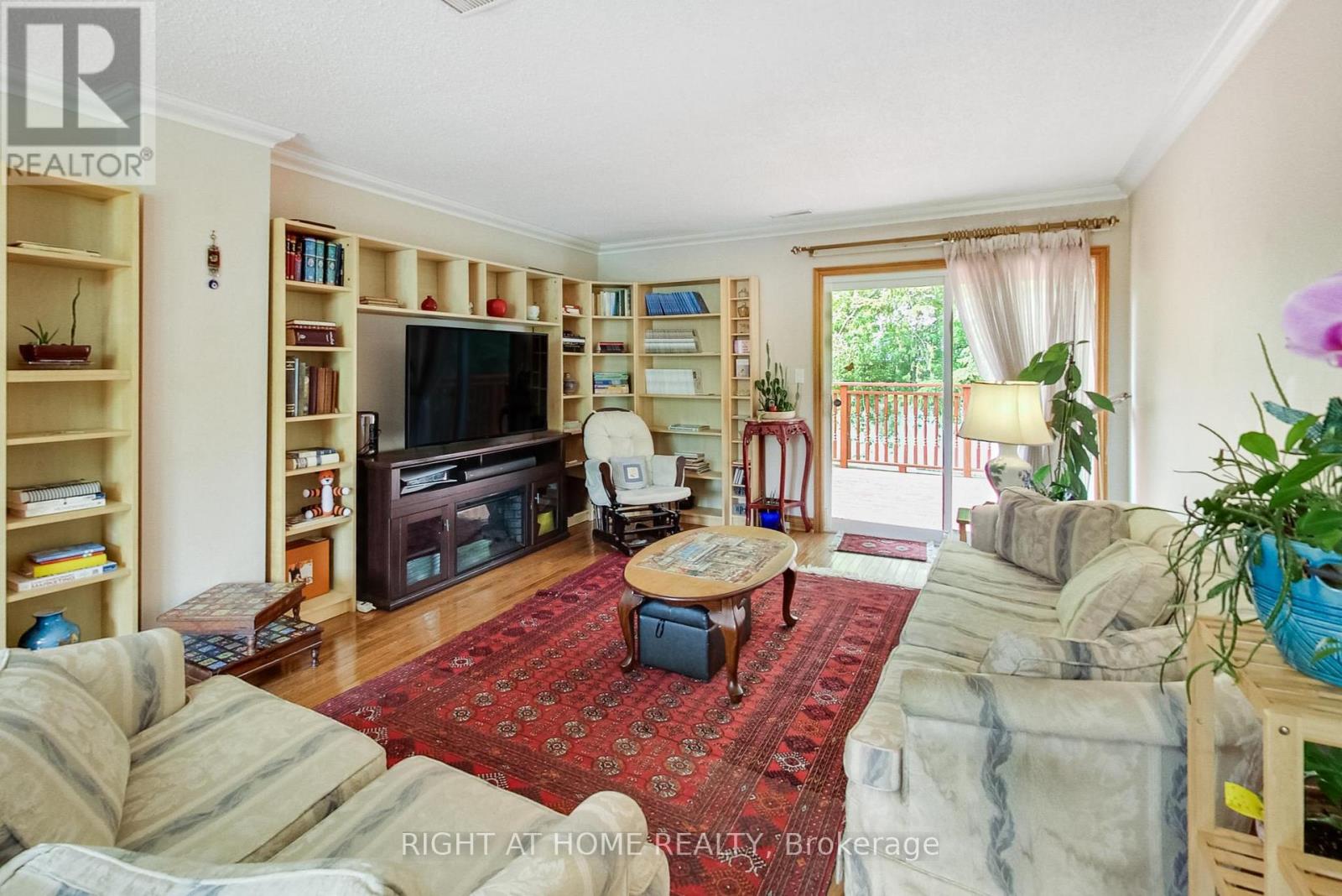 8 Suraty Avenue, Toronto, Ontario  M1P 4E1 - Photo 15 - E13238470