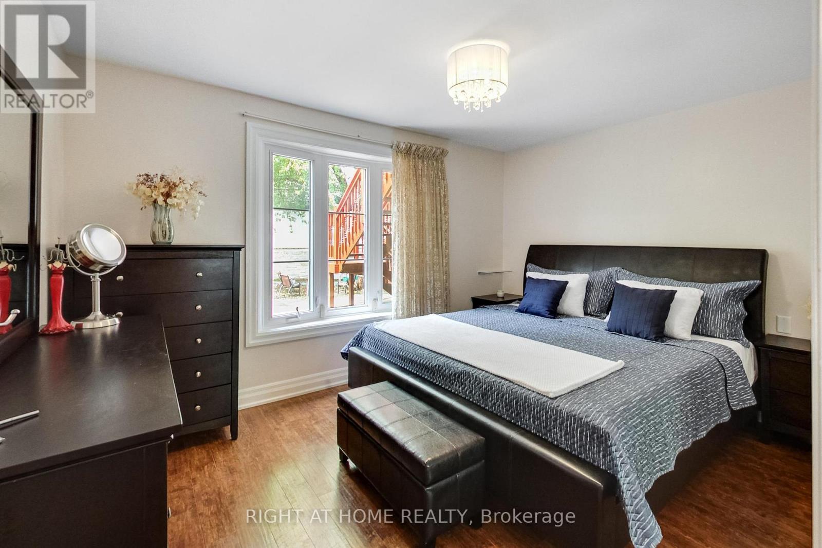8 Suraty Avenue, Toronto, Ontario  M1P 4E1 - Photo 8 - E13238470