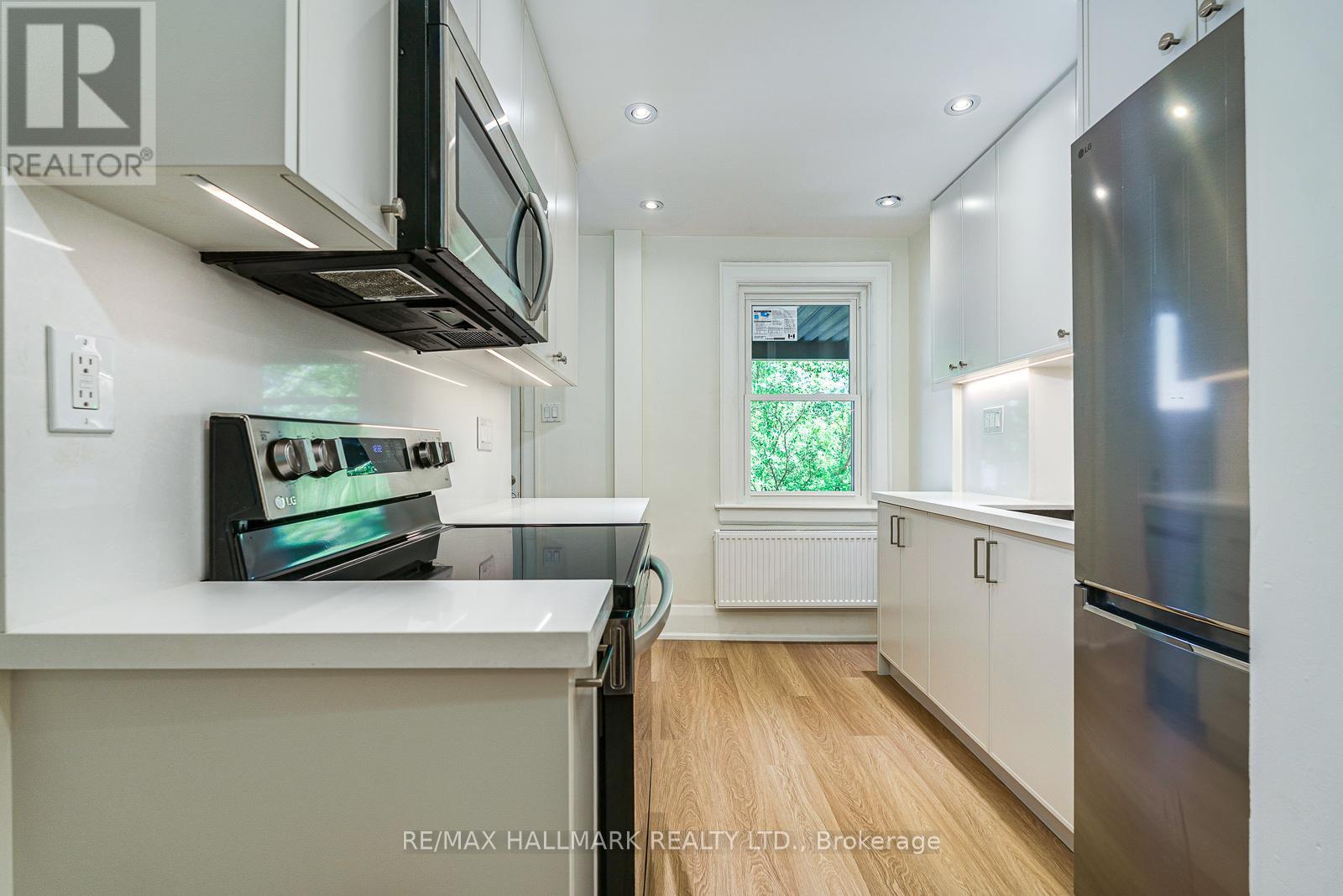 Main & Lower - 229 Kingston Road, Toronto, Ontario  M4L 1T5 - Photo 10 - E13238480