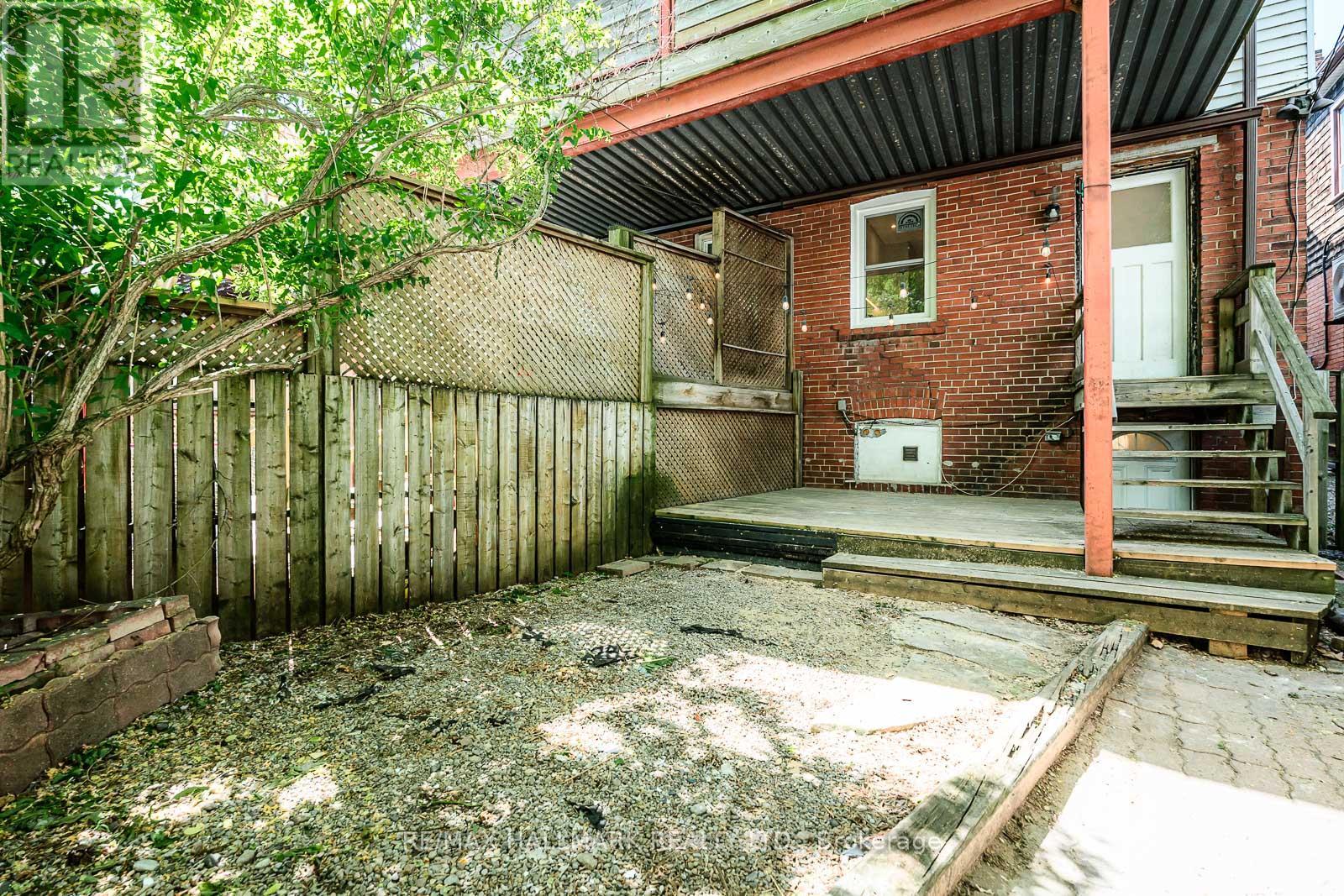 Main & Lower - 229 Kingston Road, Toronto, Ontario  M4L 1T5 - Photo 25 - E13238480