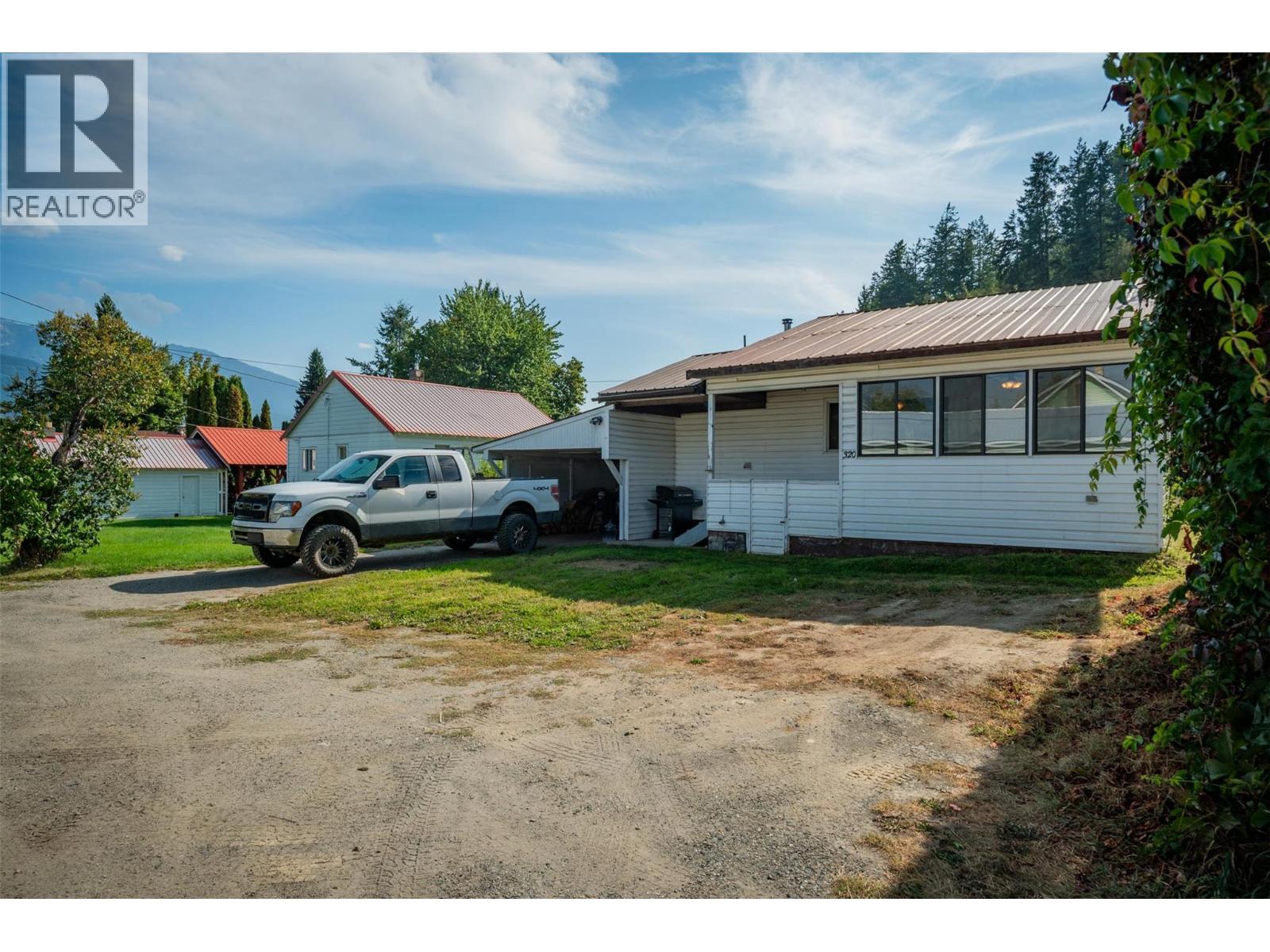 320 River Lane, Kaslo, British Columbia  V0G 1M0 - Photo 12 - 10381657