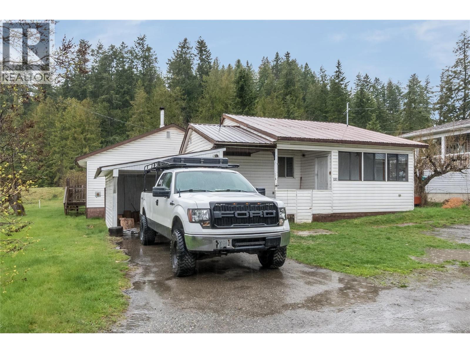 320 River Lane, Kaslo, British Columbia  V0G 1M0 - Photo 8 - 10381657