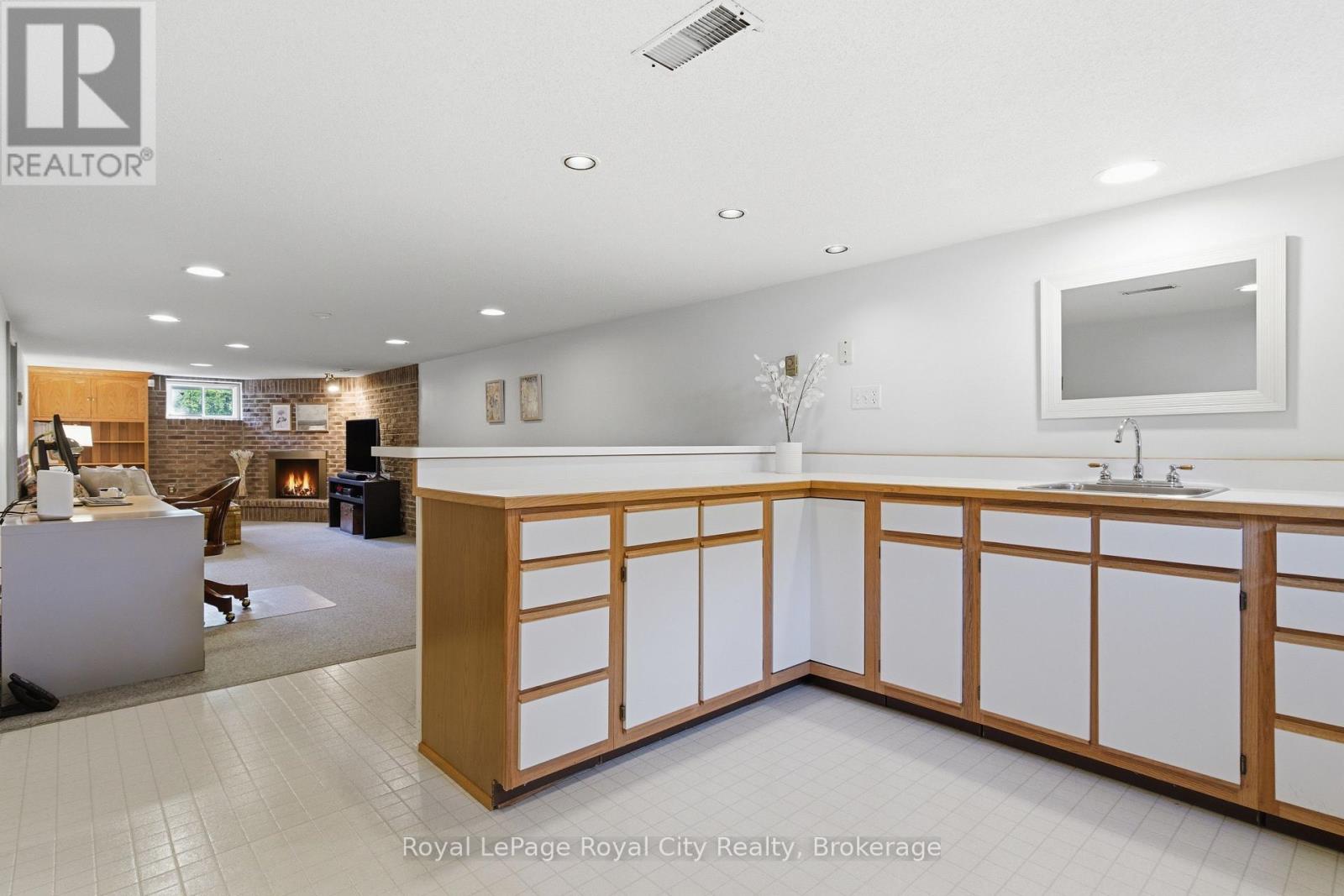 92 Dean Avenue, Guelph, Ontario  N1G 1L6 - Photo 33 - X13237892