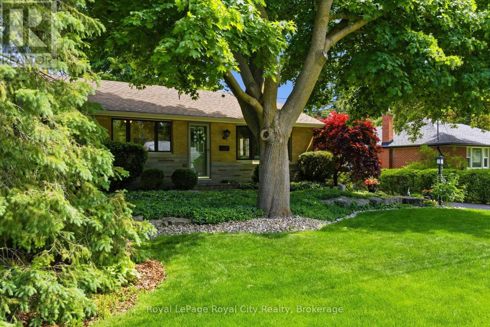 92 Dean Avenue, Guelph, Ontario  N1G 1L6 - Photo 5 - X13237892