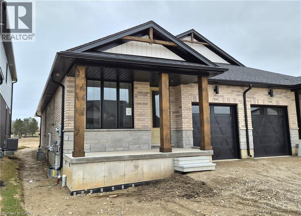 104 Thackeray Way, Harriston, Ontario  N0G 1Z0 - Photo 2 - 40817596