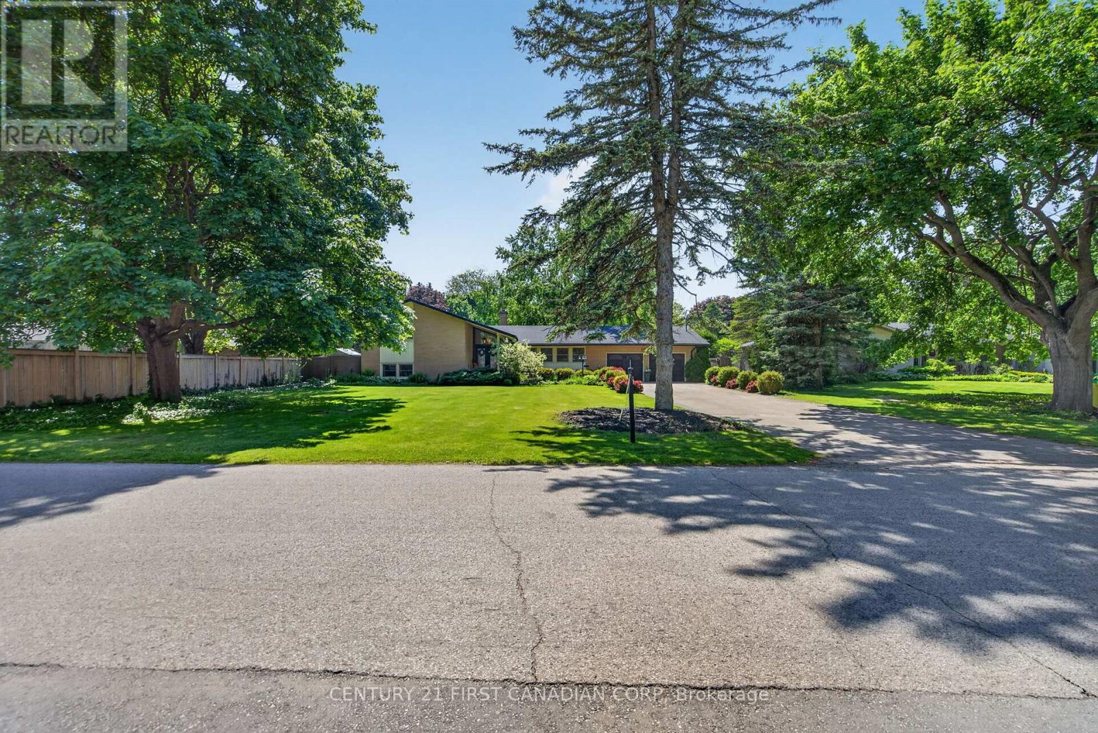 1505 Stoneybrook Crescent, London North, Ontario  N5X 1C6 - Photo 2 - X13238560
