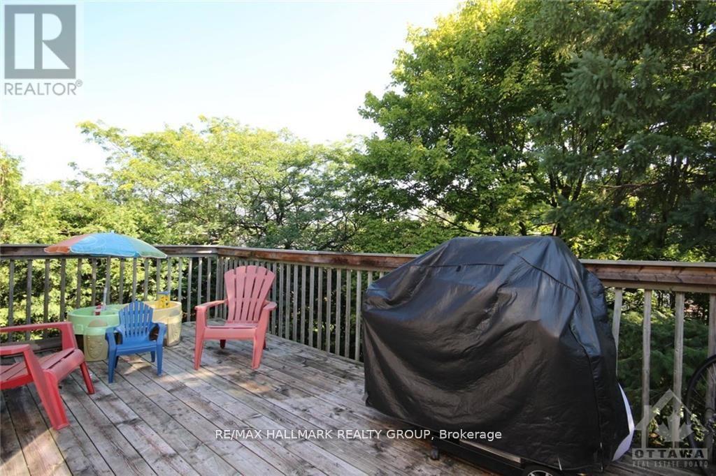 657 Golden Avenue, Ottawa, Ontario  K2A 2G3 - Photo 18 - X13238552