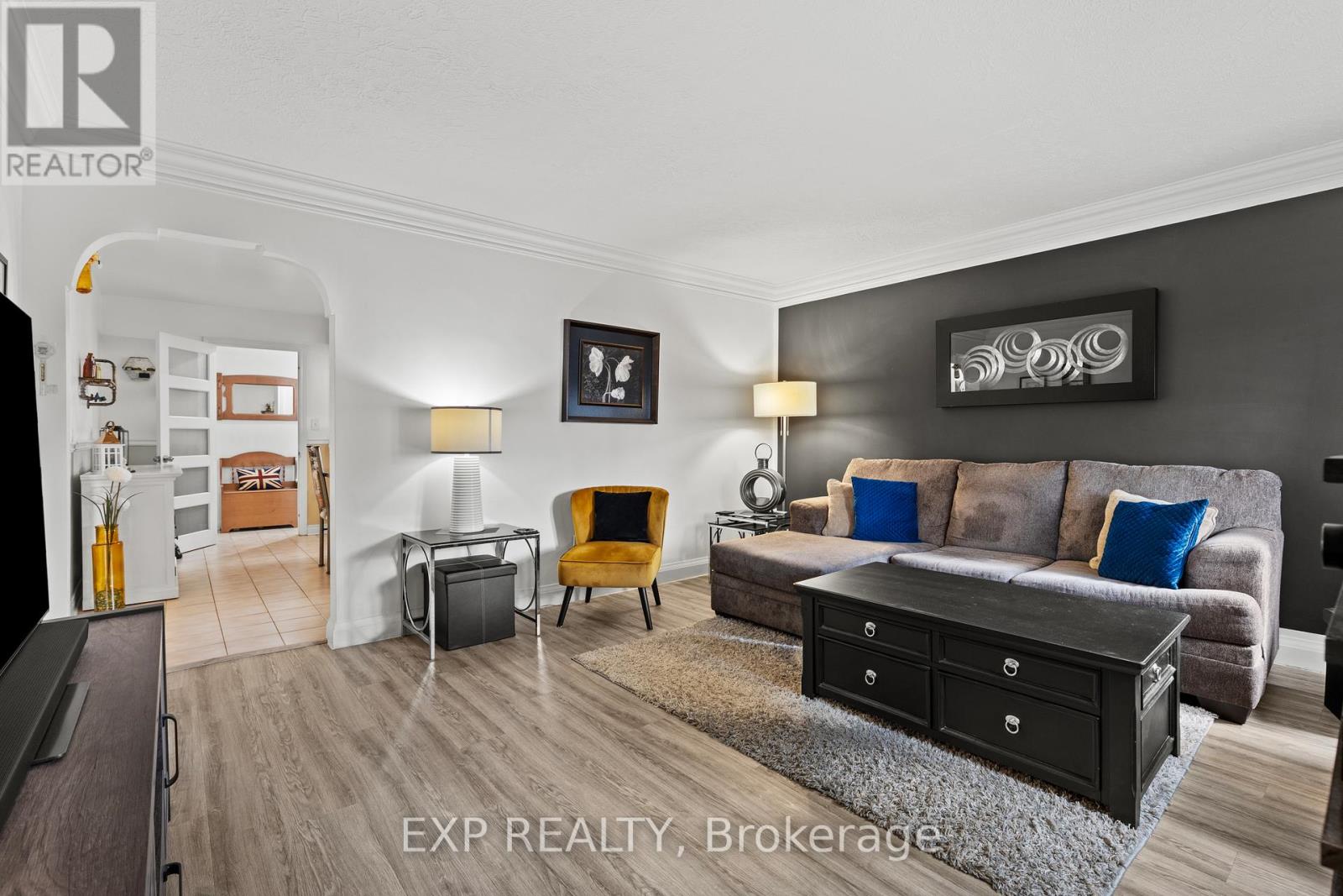 5367 Kitchener Street, Niagara Falls (Clifton Hill), Ontario  L2G 1B6 - Photo 9 - X13238548