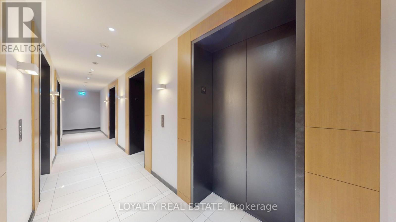 4707 - 11 Wellesley Street W, Toronto, Ontario  M4Y 0G4 - Photo 13 - C13238602