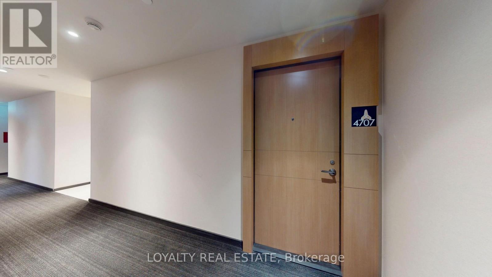 4707 - 11 Wellesley Street W, Toronto, Ontario  M4Y 0G4 - Photo 14 - C13238602