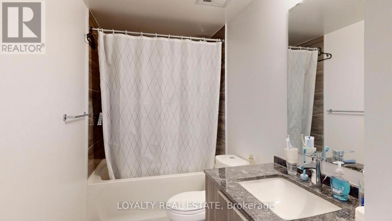 4707 - 11 Wellesley Street W, Toronto, Ontario  M4Y 0G4 - Photo 33 - C13238602