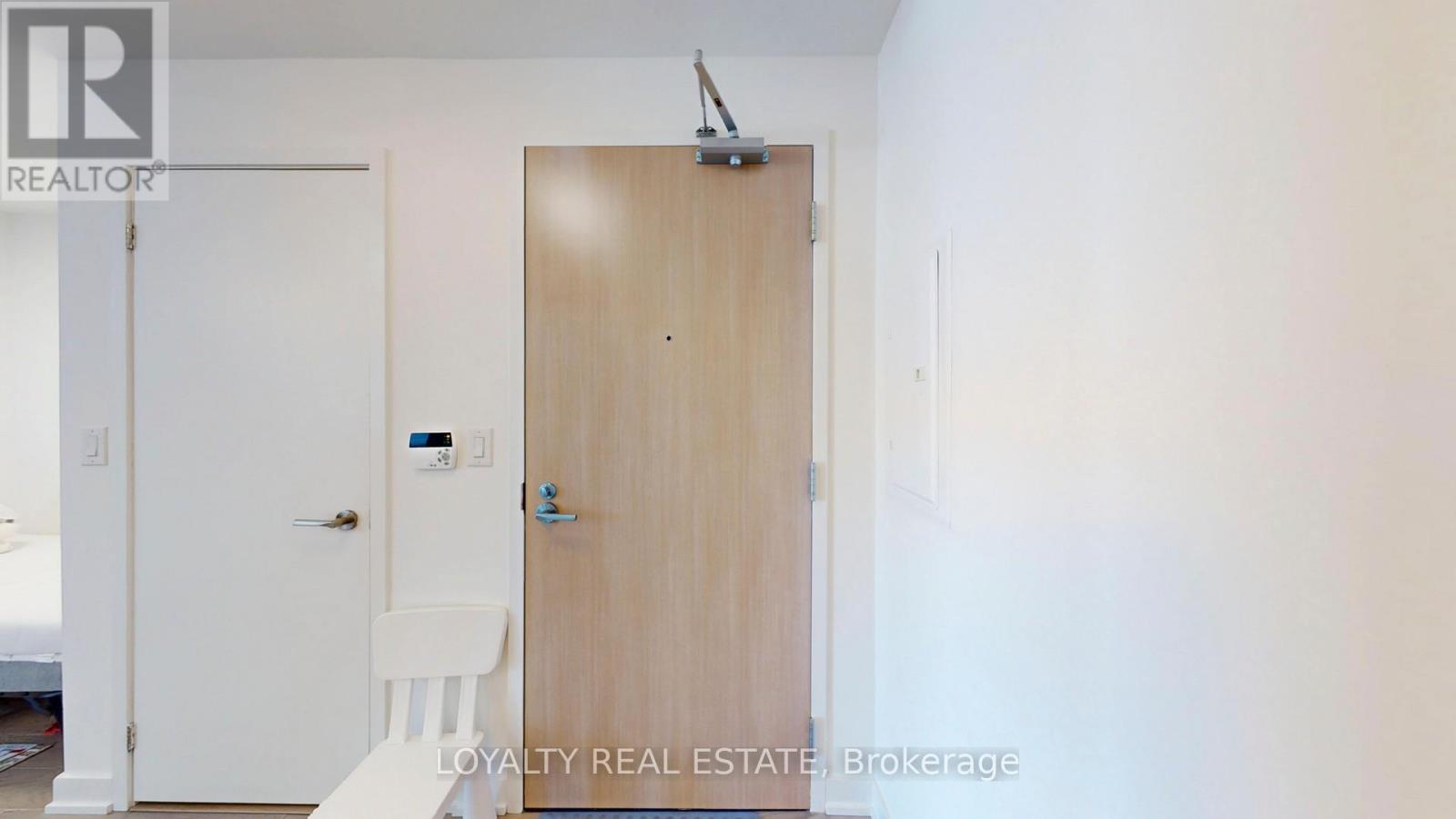 4707 - 11 Wellesley Street W, Toronto, Ontario  M4Y 0G4 - Photo 37 - C13238602