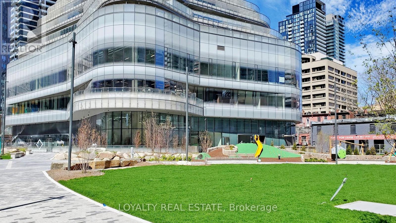 4707 - 11 Wellesley Street W, Toronto, Ontario  M4Y 0G4 - Photo 4 - C13238602