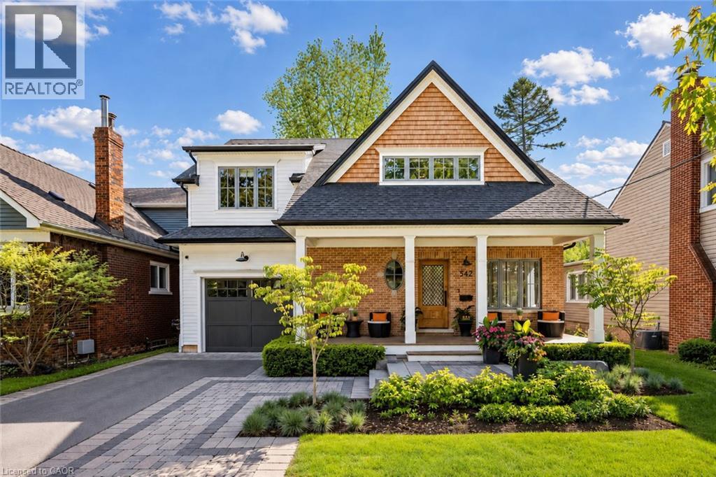 542 WOODLAND Avenue, Burlington, Ontario
