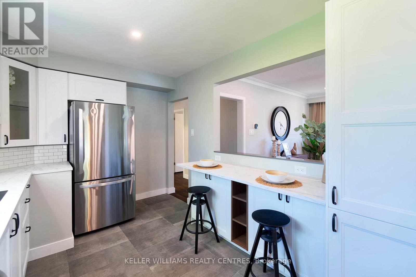 2 Banmoor Boulevard, Toronto, Ontario  M1J 2Y9 - Photo 13 - E13238566