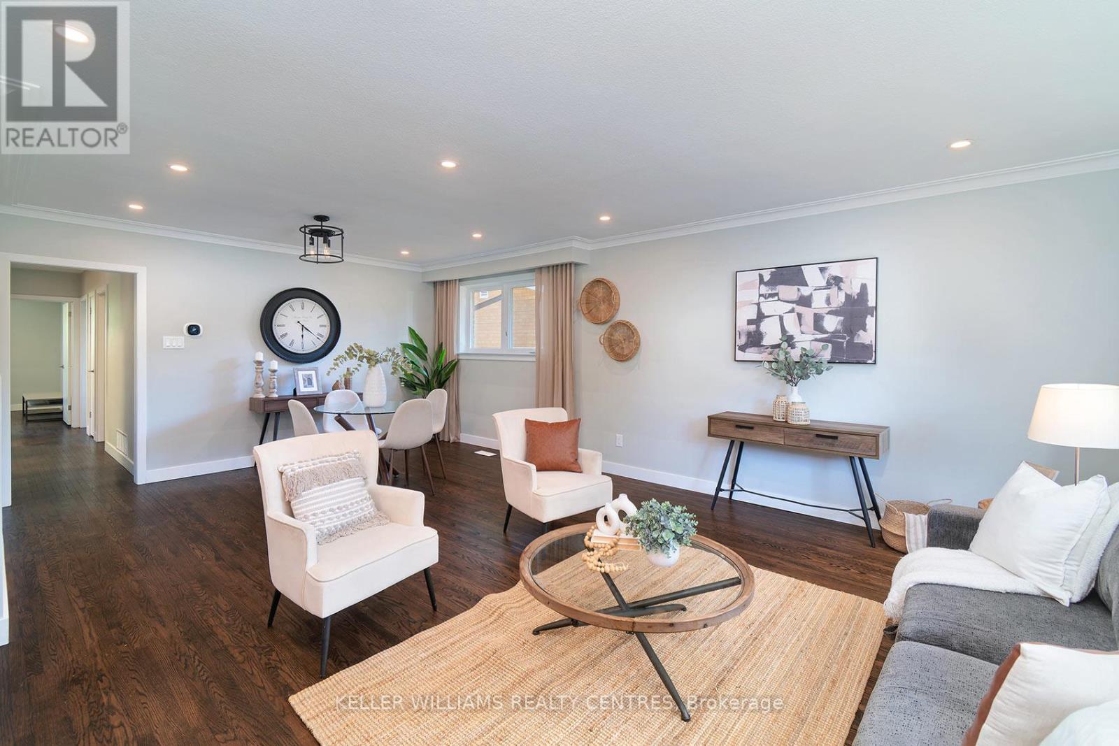 2 Banmoor Boulevard, Toronto, Ontario  M1J 2Y9 - Photo 5 - E13238566