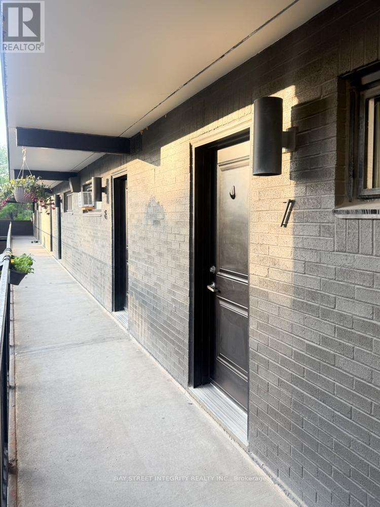 Unit 7 - 678 Queen Street E, Toronto, Ontario  M4M 1G8 - Photo 2 - E13238580
