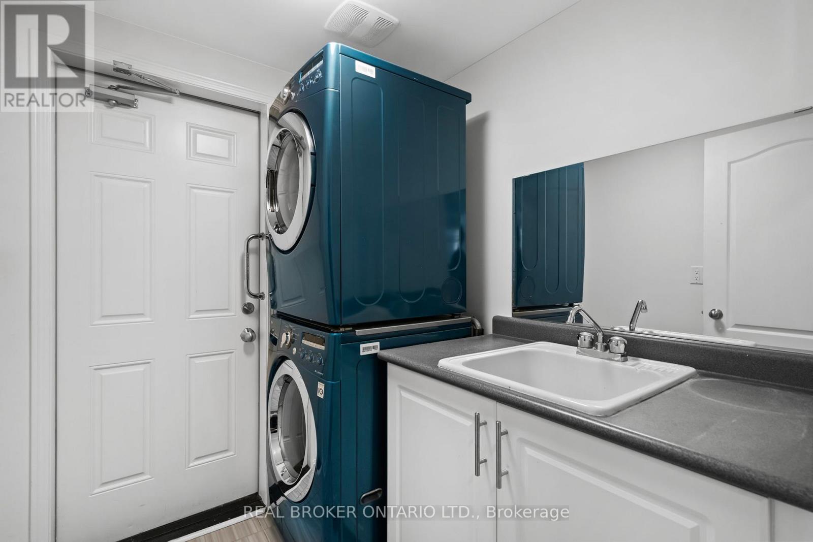 76 Sundragon Trail, Bradford West Gwillimbury (Bradford), Ontario  L3Z 2A5 - Photo 38 - N13238578