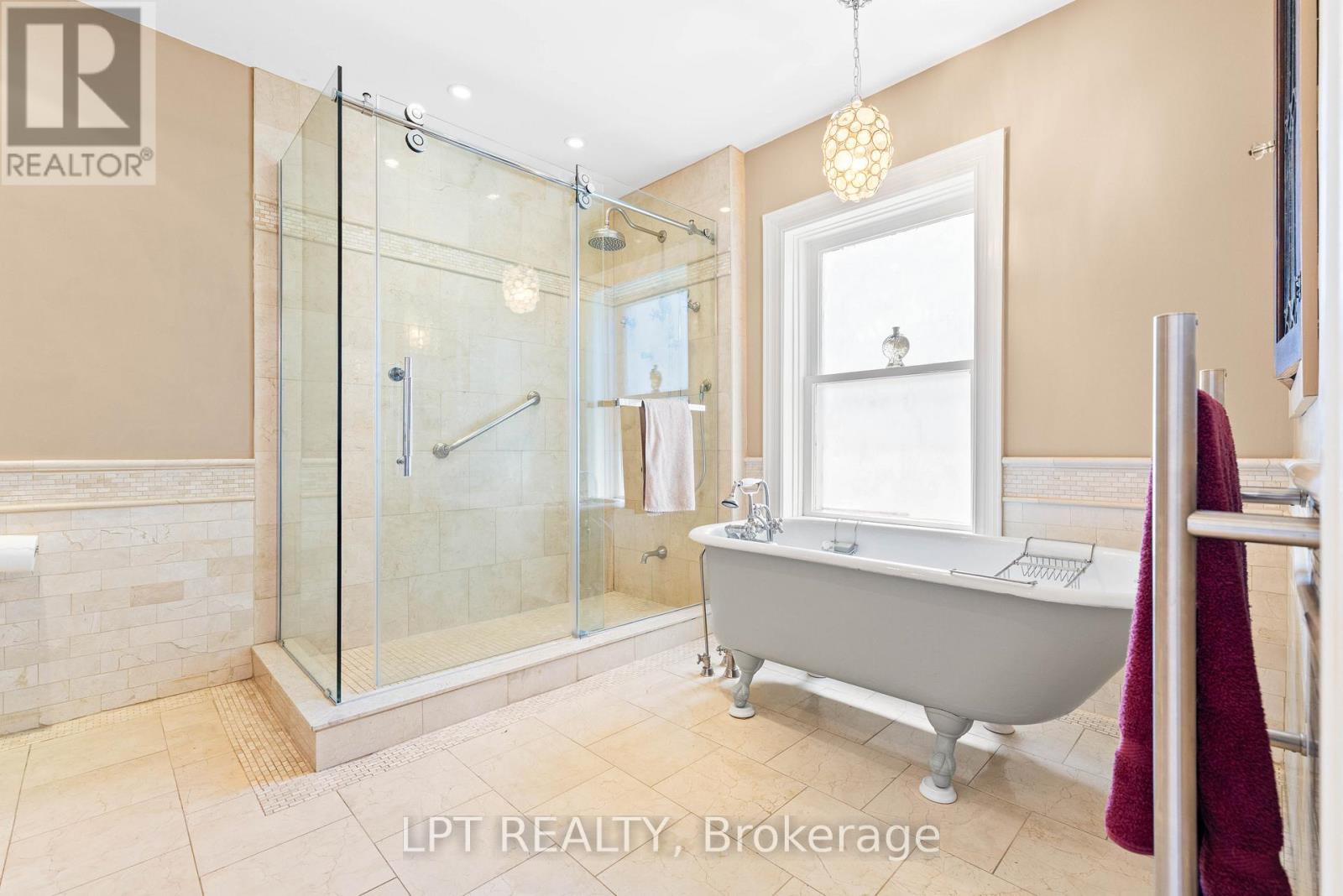 47 Alice Street, East Gwillimbury (Mt Albert), Ontario  L0G 1M0 - Photo 29 - N13238592