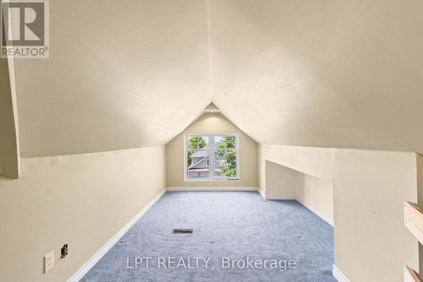 47 Alice Street, East Gwillimbury (Mt Albert), Ontario  L0G 1M0 - Photo 35 - N13238592