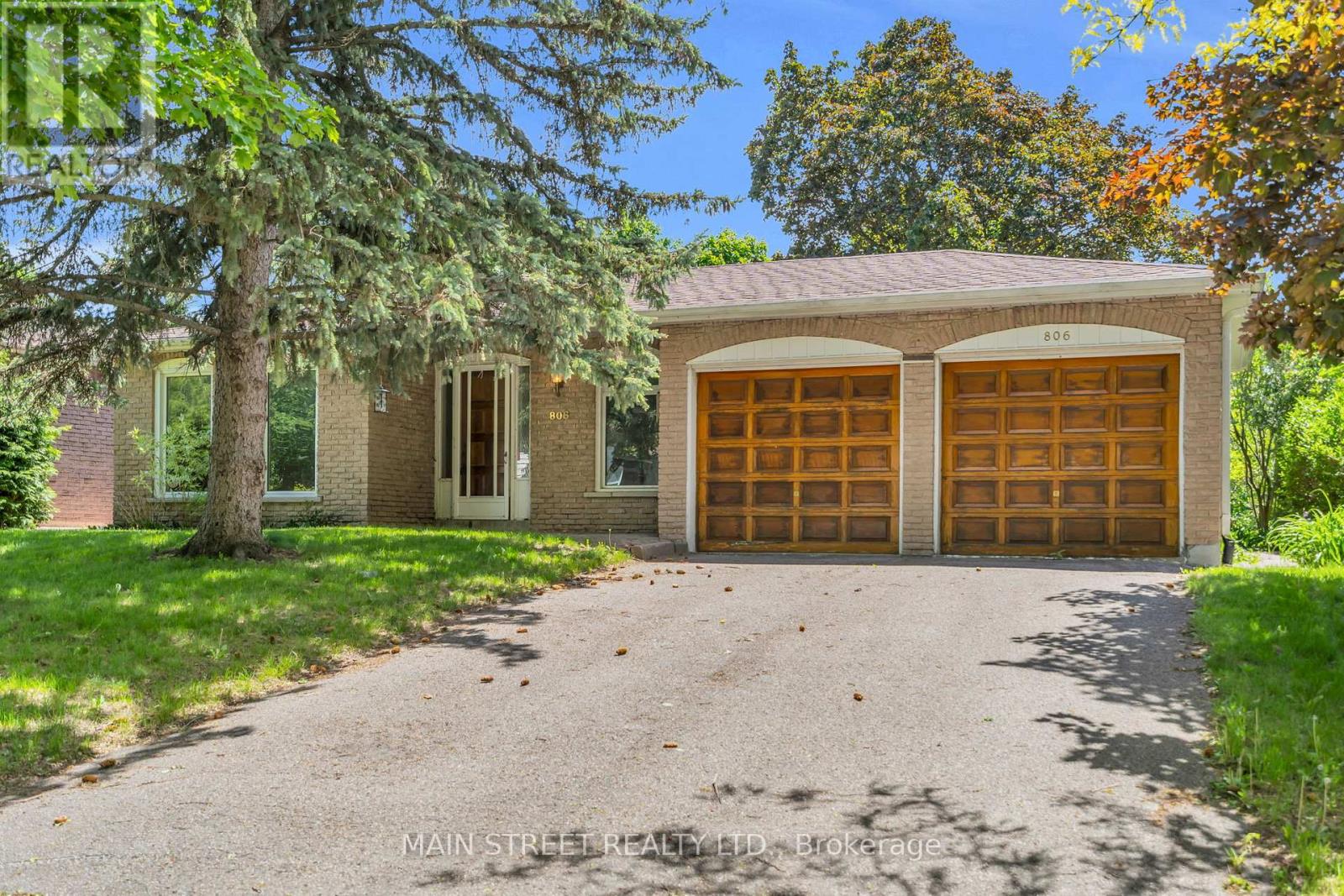 806 Three Seasons Drive, Newmarket, Ontario  L3Y 2B8 - Photo 2 - N13238598