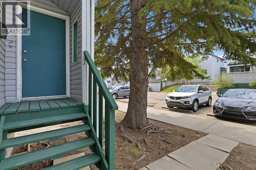 13, 131 Templehill Drive Ne, Calgary, Alberta  T1Y 4T1 - Photo 3 - A2316541