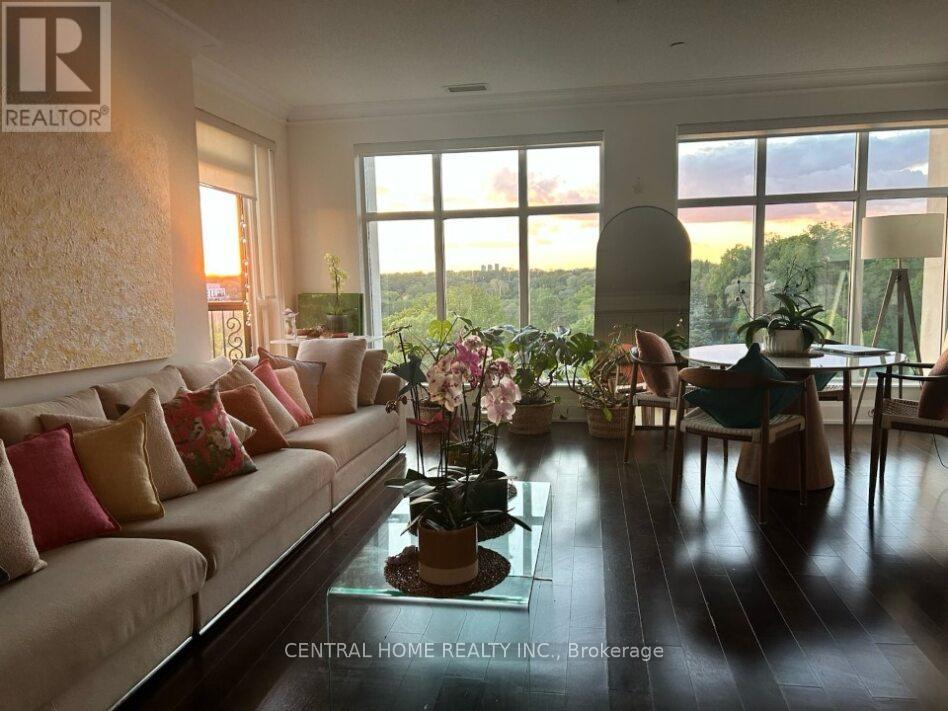825 - 1 Old Mill Drive, Toronto, Ontario  M6S 0A1 - Photo 15 - W13238568