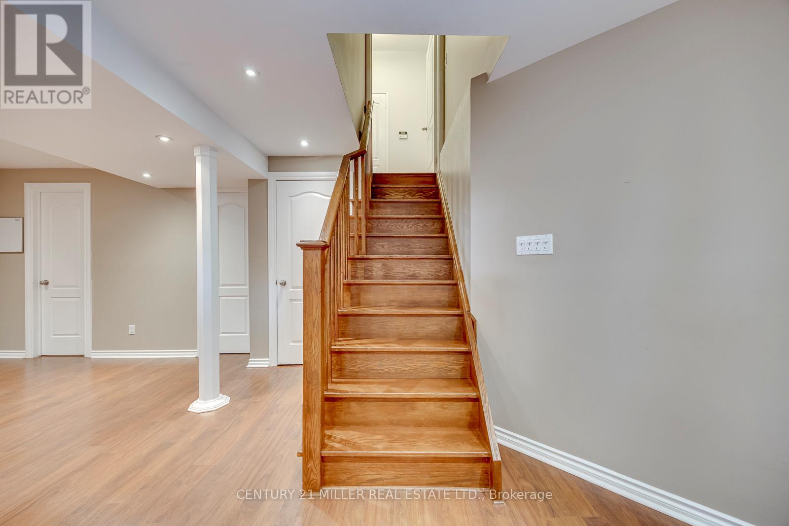 5253 Nova Crescent, Burlington, Ontario  L7L 7B8 - Photo 29 - W13238594