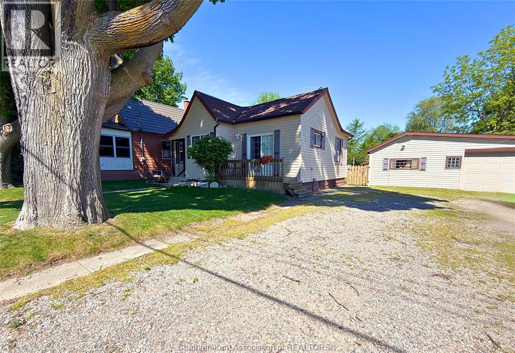 141 Poplar Street, Chatham, Ontario  N7L 1K4 - Photo 3 - 26013051