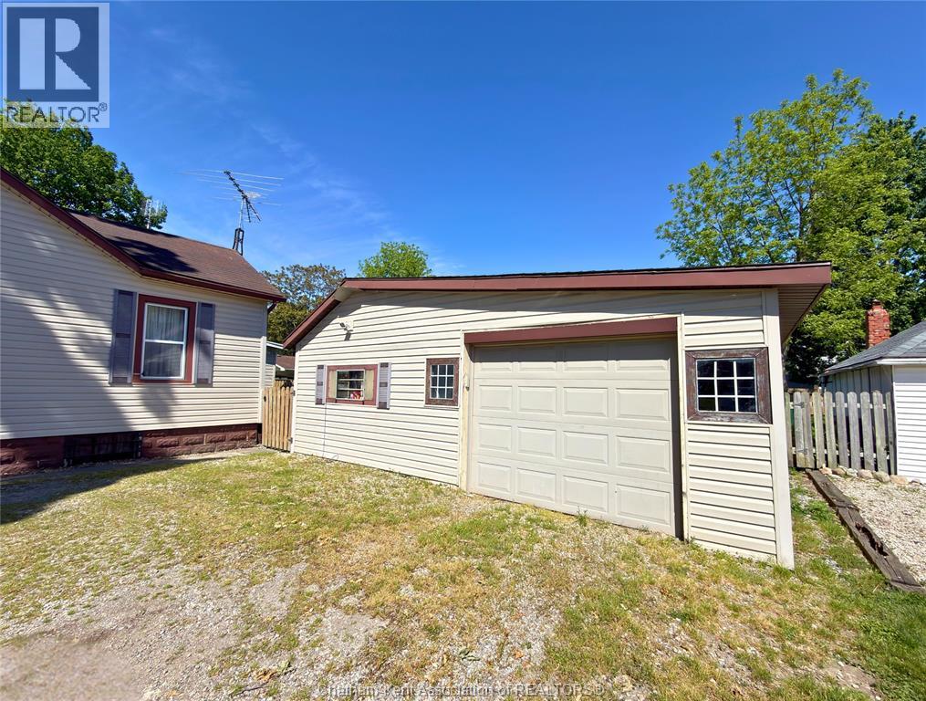 141 Poplar Street, Chatham, Ontario  N7L 1K4 - Photo 4 - 26013051