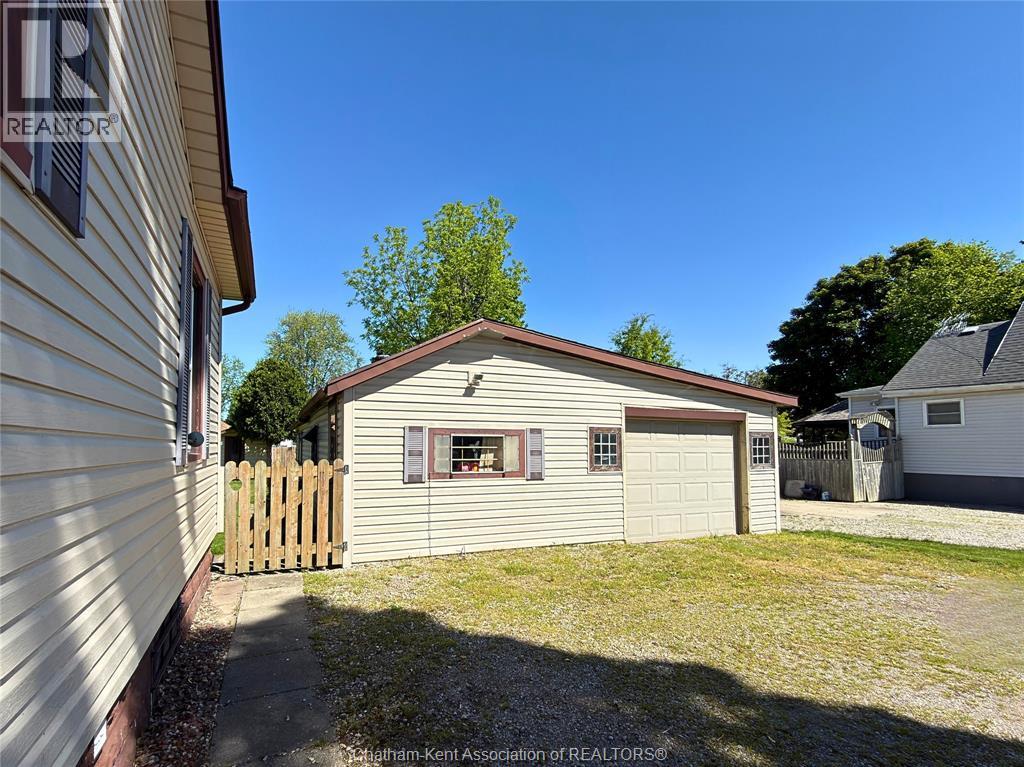 141 Poplar Street, Chatham, Ontario  N7L 1K4 - Photo 5 - 26013051