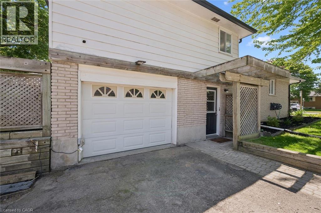 356 Grand Ridge Drive, Cambridge, Ontario  N1S 3Z9 - Photo 2 - 40835199