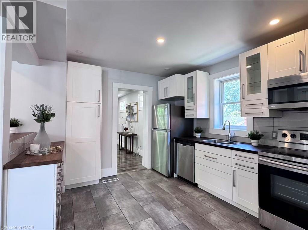 40 Woodland Avenue, Kitchener, Ontario  N2M 3G7 - Photo 9 - 40835085