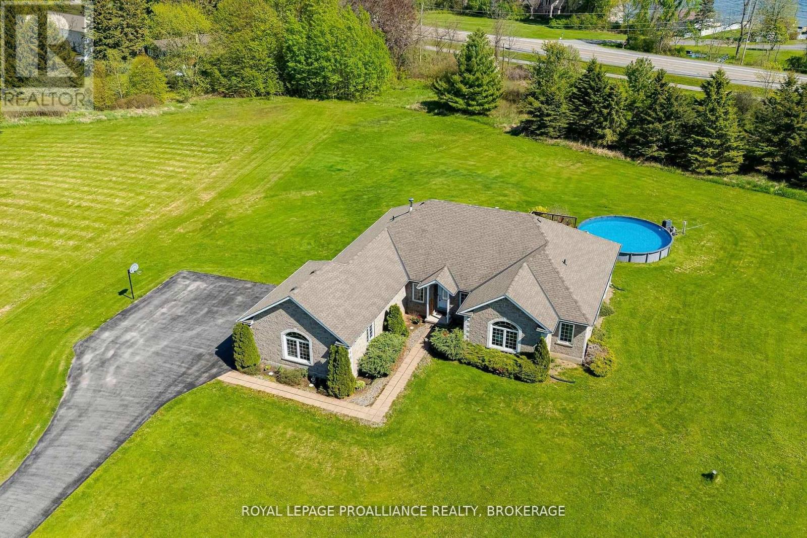 61 Conner Drive, Gananoque, Ontario  K7G 2V4 - Photo 4 - X13238736