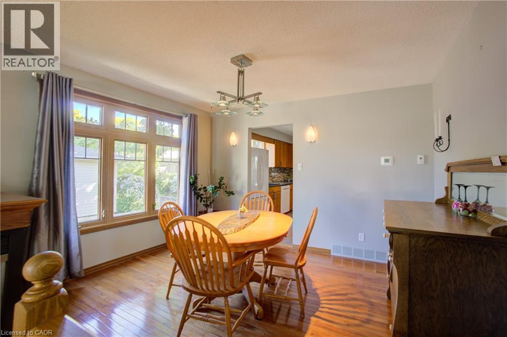 36 Westchester Drive, Kitchener, Ontario  N2B 1W7 - Photo 11 - 40836556
