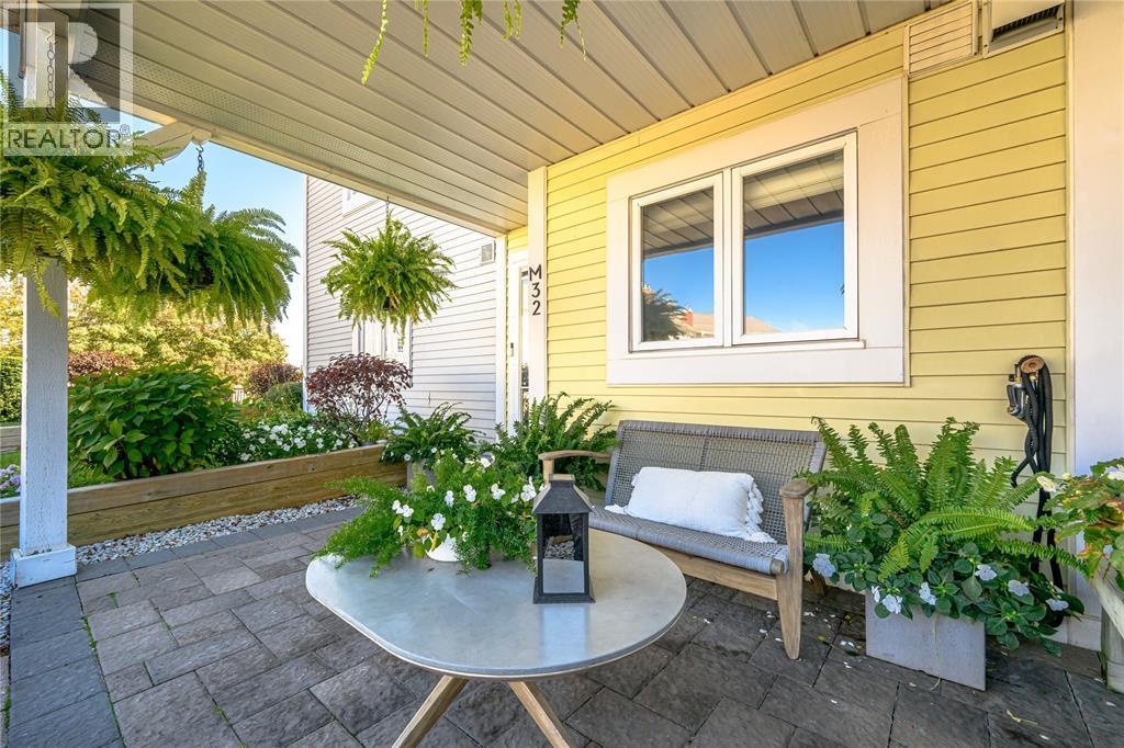 1510 Venetian Boulevard Unit# M-32, Point Edward photo 3