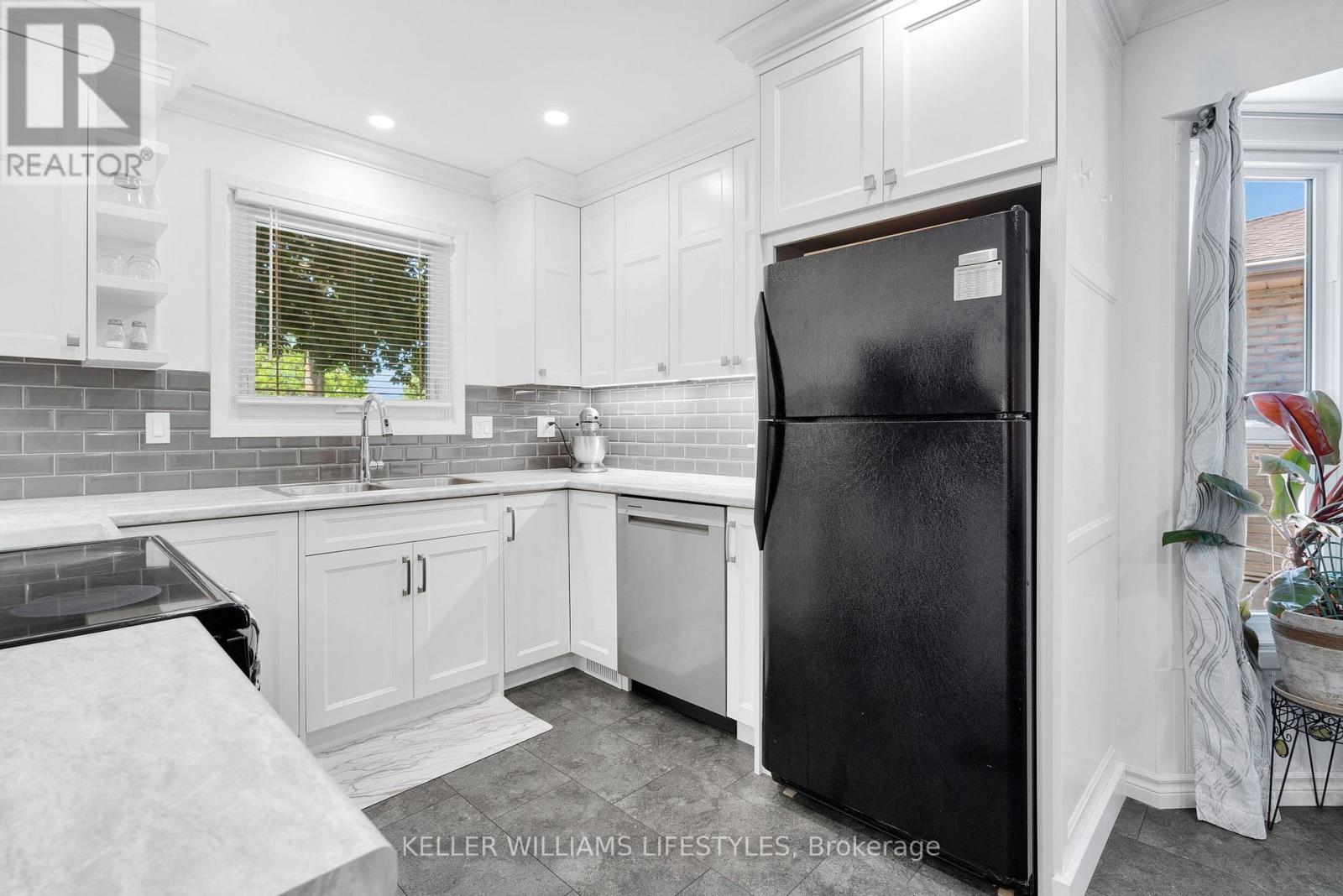 204 Pochard Lane, London East, Ontario  N5W 5Z3 - Photo 8 - X13238790
