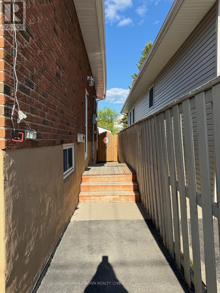 556 & 552 Balsam Street S, Timmins, Ontario  P4N 2G3 - Photo 15 - T13238666
