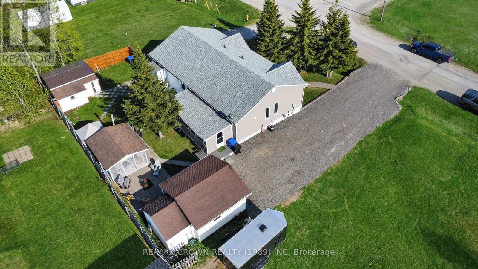 36 Bryant Street, Hearst, Ontario  P0L 1N0 - Photo 5 - T13238682