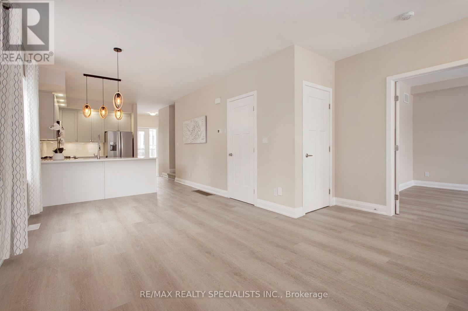 9 Discovery Trail, Midland, Ontario L4R 0H3 - Photo 14 - S13175056